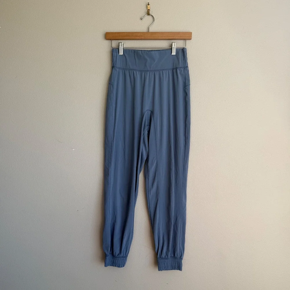 Lululemon Sun Setter Jogger in Peri‎ Purple Size 4